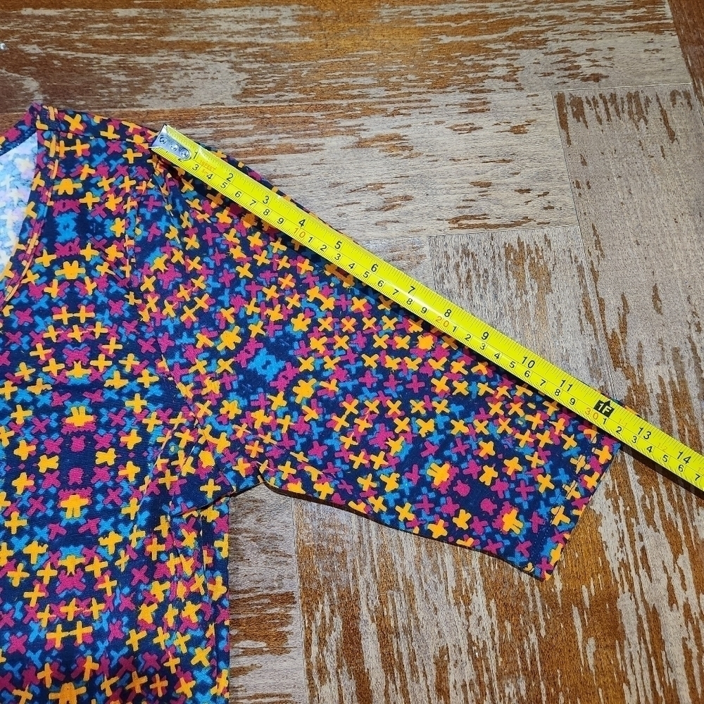 LuLaRoe Nicole Fitted Scoop Neck, Mid-Length Sleeves,Full Circle Skirt Size L. - Picture 5 of 8